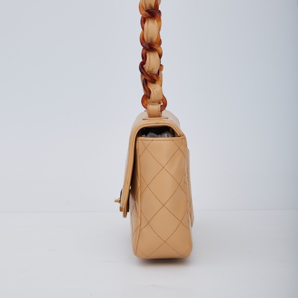 CHANEL BEIGE TORTOISE SHELL CHAIN CLASSIC FLAP BAG (CIRCA 1994) - Picture 3 of 11